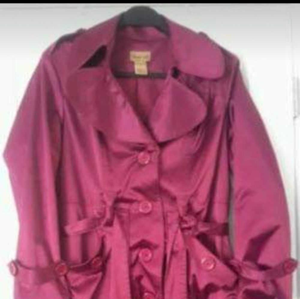 Satin trenchcoat